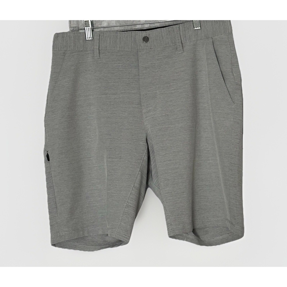 BYLT Kinetic Shorts Mens Medium 33 Gray Performance Stretch Golf Zip Pocket